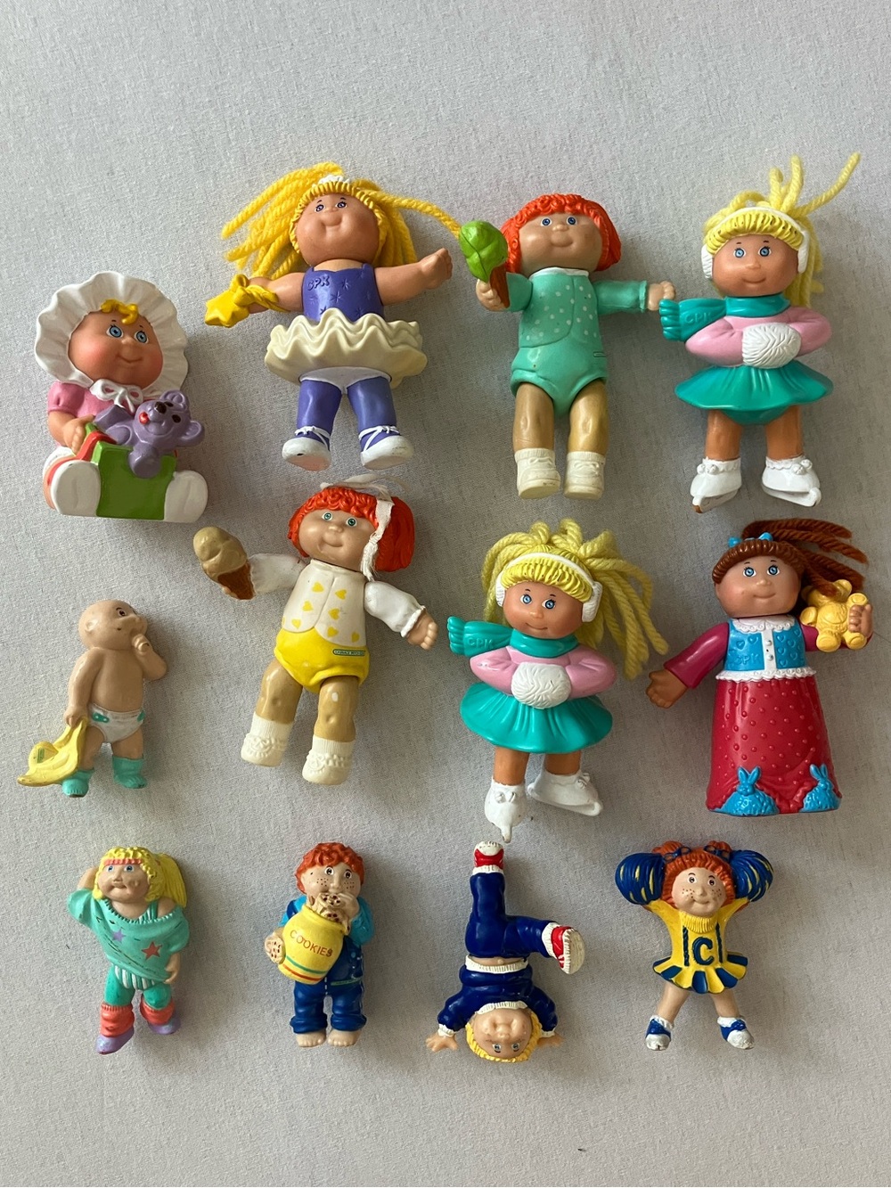 Vintage-Style Assorted Kids Dolls Set - Multicolor Play Figures